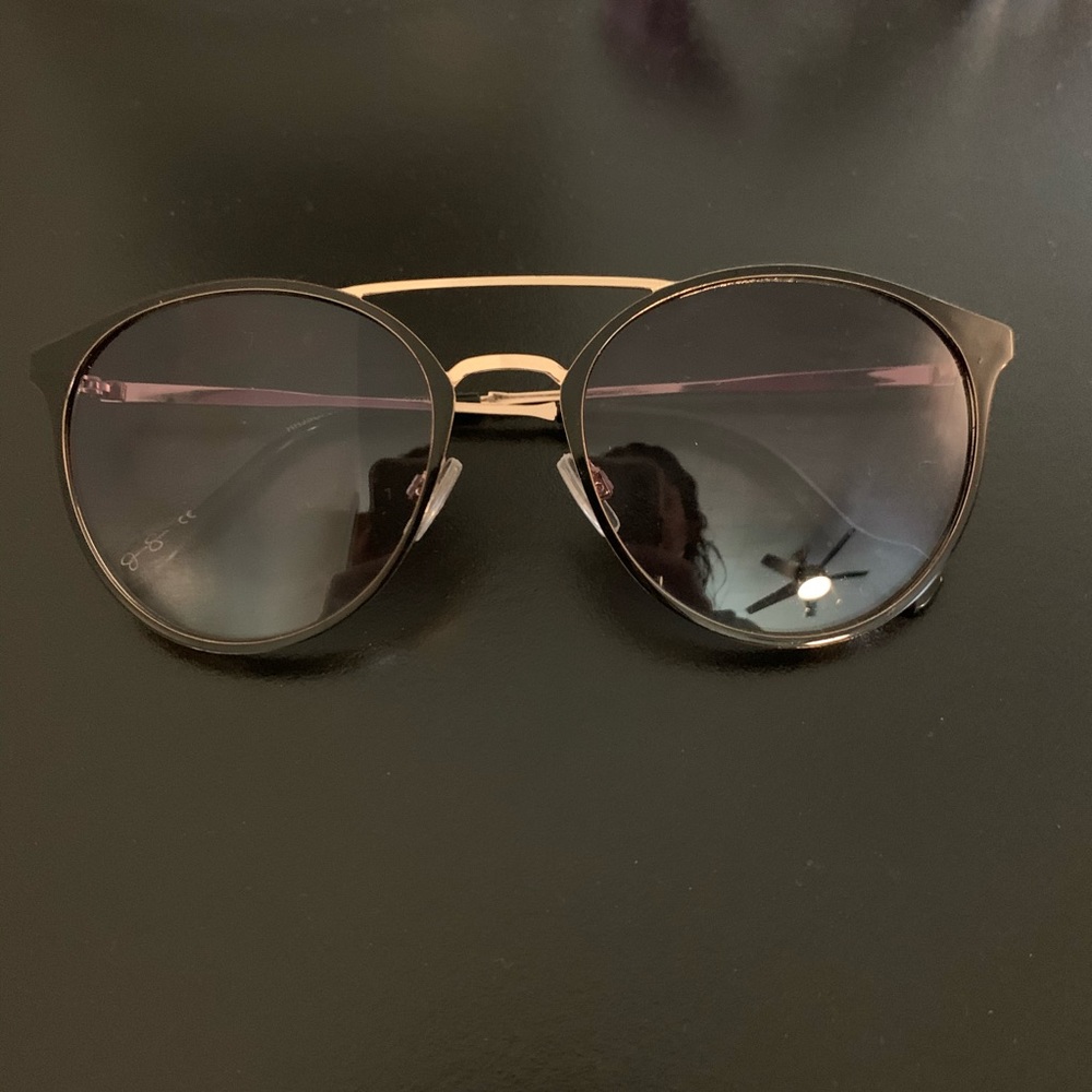 NWOT Jessica Simpson sunglasses